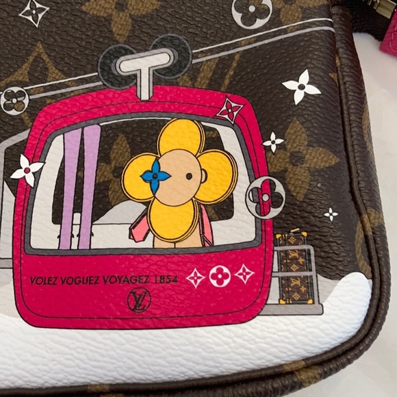 LOUIS Vuitton Christmas 2020 mini pochette access - Picture 10 of 13